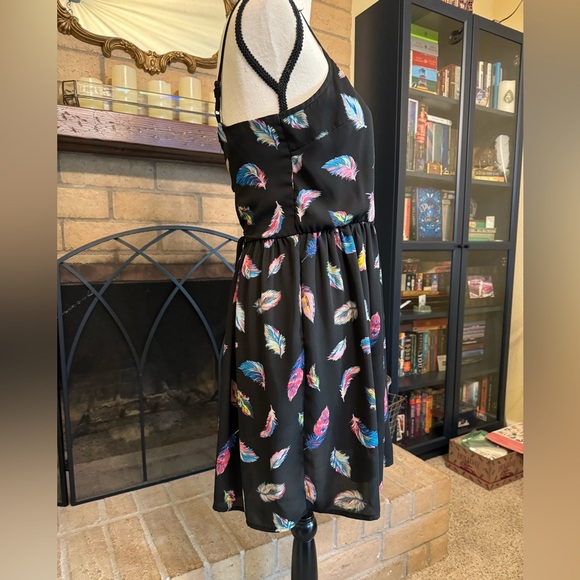 XHILARATION Black Feather Spaghetti Strap Corset Lacing Mini Sun Dress - Medium - Picture 2 of 11